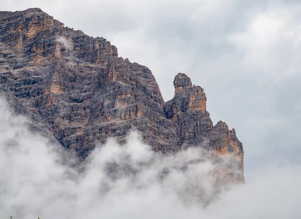 Una Drammatica Scena Nuvolosa Tra Dolomiti Italia — Foto Stock
