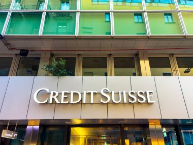 Lugano, İsviçre - 12 Aralık 2023: Credit Suisse, UBS tarafından iflastan sonra devralınan bir İsviçre bankası.