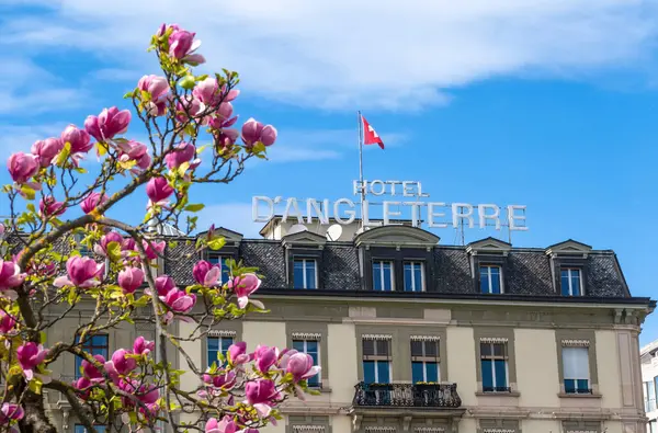 Γενεύη Ελβετία Απριλίου 2024 Αστέρων Hotel Angleterre Βρίσκεται Στις Όχθες — Φωτογραφία Αρχείου