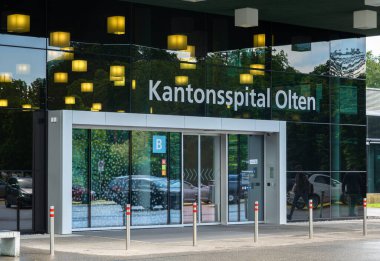 Olten, İsviçre - 25 Mayıs 2024: Modern tıp merkezi, Olten kanton hastanesi - Kantonsspital Olten.
