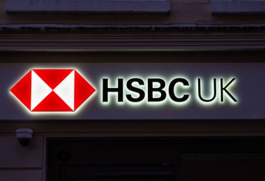 Londra, Birleşik Krallık - 25 Haziran 2024: HSBC UK, Birleşik Krallık 'ın önde gelen bankacılık ve finans hizmetleri kurumlarından biridir.