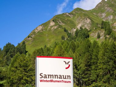 Samnaun, İsviçre - 20 Ağustos 2024 Samnaun Kış Blumen Traum Samnaun 'da her yıl düzenlenen bir etkinliktir.