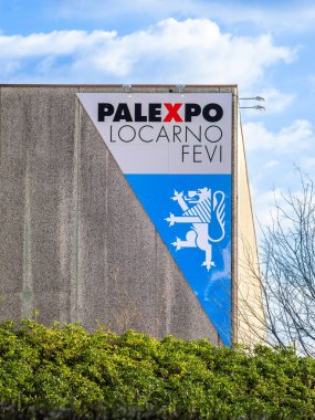 Locarno, İsviçre - 26 Mart 2025 Palexpo Locarno Fevi çok yönlü bir etkinlik, konferans ve sergi mekanıdır..