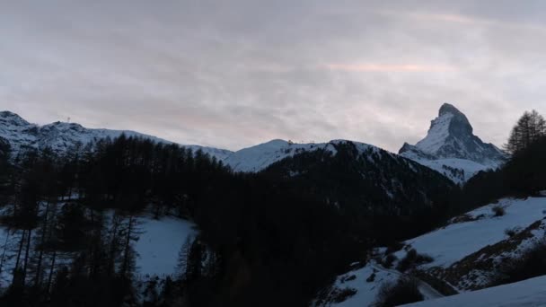 Zachód Słońca Nad Górami Krajobraz Alp Szwajcarskich Lodowiec Matterhorn Zimą — Wideo stockowe