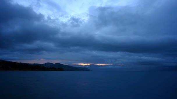 Nascer Sol Sobre Lago Paisagem Montanha Água Céu Ouchy Lausanne — Vídeo de Stock
