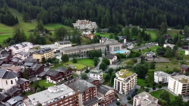 Luftaufnahme Des Leukerbades Loeche Les Bains Dorf Den Alpen Kanton — Stockvideo