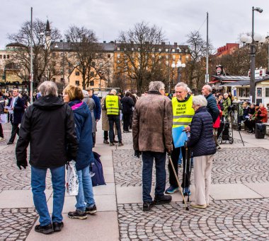İsveç 'in Stockholm kentinde ABD ile İsveç arasında imzalanan ve ABD' ye İsveç 'te geniş kapsamlı haklar tanıyan DCA anlaşmasına (savunma işbirliği anlaşması) karşı protesto.