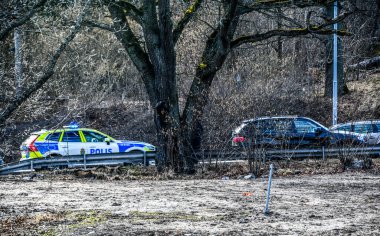 Polis devriyesi Stockholm, İsveç 'te bir şoförü durdurdu..