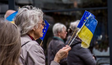 Stockholm, İsveç 'in merkezinde düzenlenen Ukrayna' daki Rusya savaşına karşı haftalık protesto.