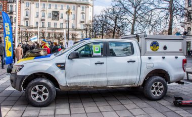 İsveç 'in başkenti Stockholm' deki Norrmalmstorg 'da düzenlenen Ukrayna' daki Rusya Savaşı 'na karşı protesto.