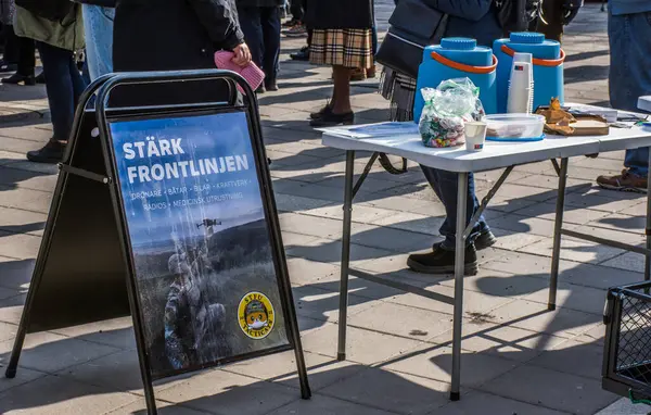İsveç 'in başkenti Stockholm' deki Norrmalmstorg 'da düzenlenen Ukrayna' daki Rusya Savaşı 'na karşı protesto.
