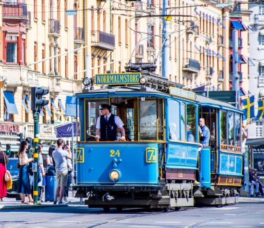 Stockholm, İsveç 'te eski bir tramvay.