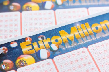 Euromillone biletinin ayrıntıları İspanya Devleti Piyangoları ve bahislerine tekabül ediyor
