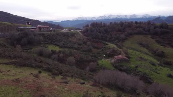 Általános Légi Felvétel Soplao Barlang Bejáratáról Kantábria Spanyolország — Stock videók