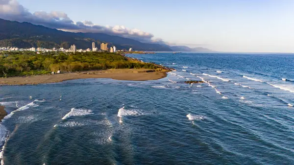 Ahenkli Dalgalar, Yansımalı Gökyüzü