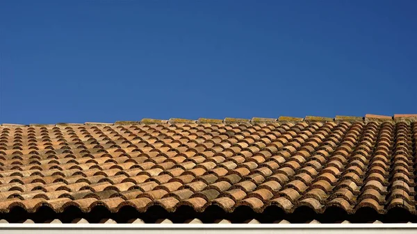 Shingle Roof Sky — Stock Photo, Image