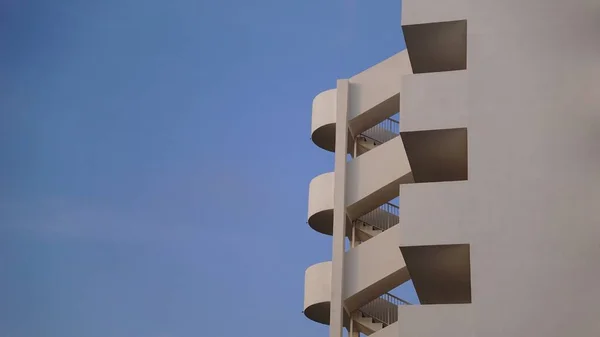 Современная Аварийная Лестница Фасад Здания — стоковое фото