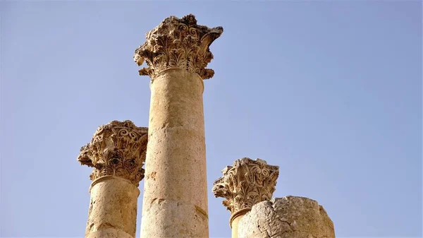 Antigos Capitéis Colunas Pedra — Fotografia de Stock