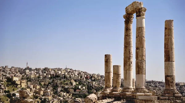 Kamień Pozostaje Mieście Amman — Zdjęcie stockowe