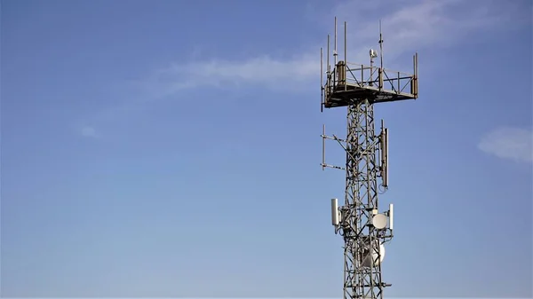 Torre Telecomunicaciones Metal Antenas — Foto de Stock