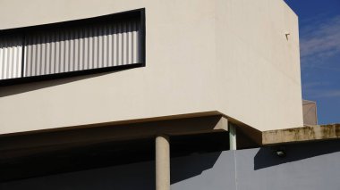 modern beyaz beton cephe