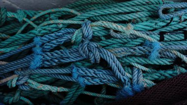 Karışık ve düğümlenmiş endüstriyel ip dokuları
