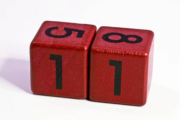 Número Once Escrito Cubo Madera Rojo Una Fecha Calendario — Foto de Stock