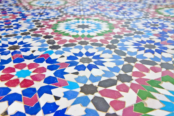 Marokkanische Mosaiken Mit Kleinen Geometrischen Elementen Aus Farbiger Keramik Afrika — Stockfoto