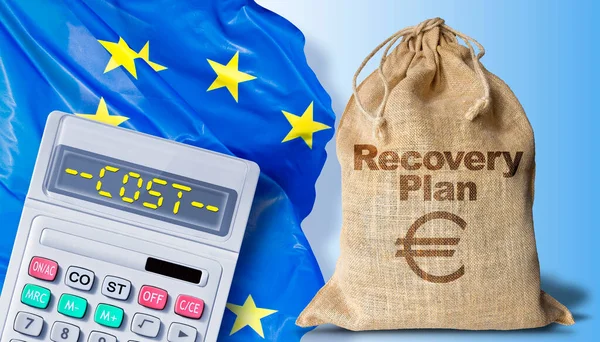 Covidウイルスの大流行の危機に対する欧州の回復と回復力計画に関するコスト ヨーロッパの旗 お金と計算機の正当な袋との概念 — ストック写真