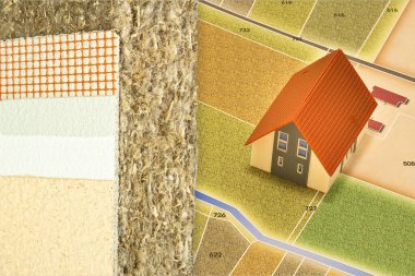 Enerji verimliliği için kenevir içeren termal yalıtım kaplamaları - ev modeli ile kavram