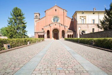 San Bernardo di Chiaravalle antik manastırı - Fidenza - İtalya
