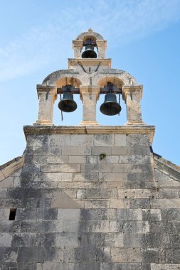 DUBROVNIK ŞEHRİ 'NİN MEDİYETİ - Dalmaçya' nın ünlü kentinin eski şehir merkezinin kentsel silueti ayrıca Ragusa Şehri - Avrupa, Hırvatistan