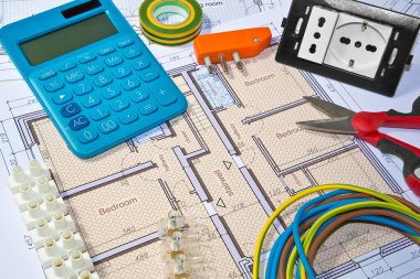 DIY-Kendin-Yap elektrik konut inşa projesi ve iş ve inşaat araçları - hobi ve el işi konsepti