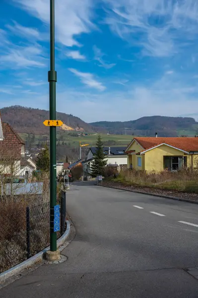 Baselland, Itingen 'de bir sokak. Yüksek kalite fotoğraf