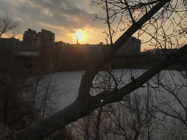 Sonnenaufgang Über Dem Fluss — Stockfoto