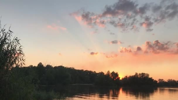 Захід Сонця Над Озером — стокове відео