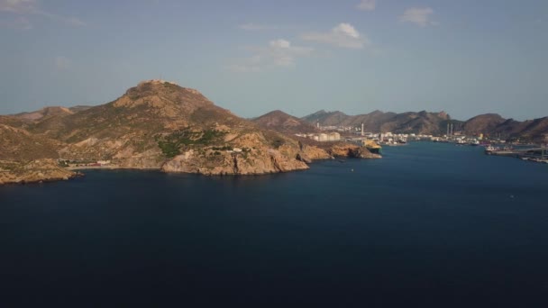 Panorama Luftaufnahme Von Cala Cortina Und Dem Hafen Von Escombreras — Stockvideo