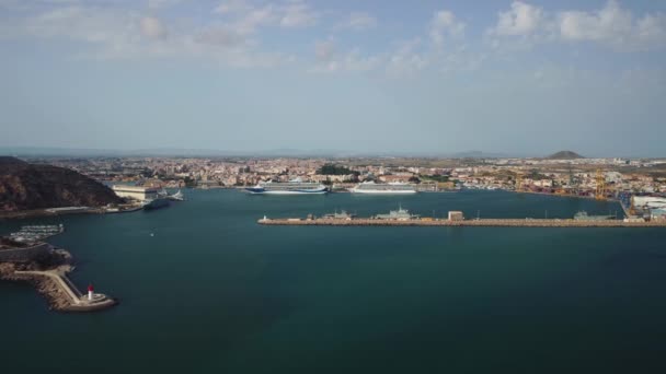 Denizden Cartagena Spanya Nın Havadan Görünüşü Limanı Iki Deniz Fenerini — Stok video