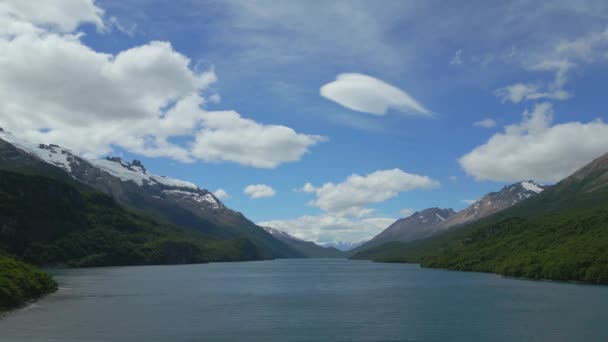 Vídeo Vertical Lago Patagonia Los Andes Concepto Vacaciones Sudamérica Vídeo — Vídeo de stock