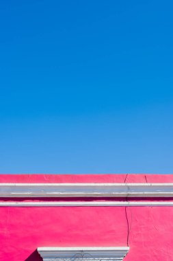 Oaxaca mimarisi, arka planda gökyüzü olan koloni binası, tatil kavramı