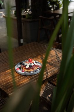 Geleneksel tipik Meksika yemeği, Meksika gastronomisi konsepti. Taco, chilaquiles, Meksika geleneği.