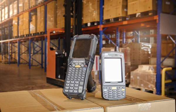Barcode Scanner Packaging Boxes Warehouse 컴퓨터 모바일 Storehouse Inventory Management — 스톡 사진
