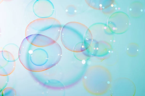 Piękne Przezroczyste Kolorowe Bańki Mydlane Pływające Powietrzu Mydło Sud Bubbles — Zdjęcie stockowe