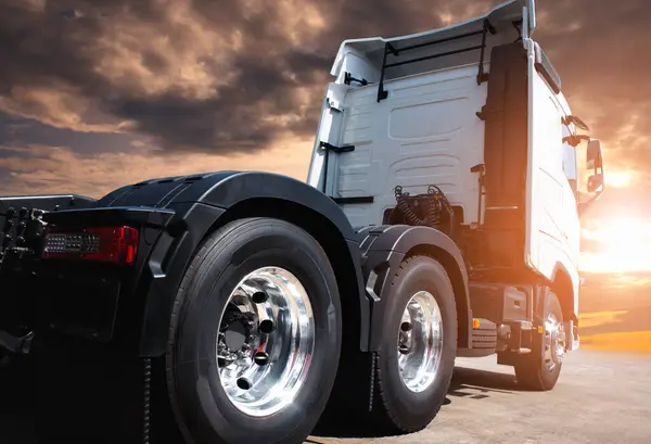 Semi Truck Wheels Tires Alloy Wheels Rubber Tyres Freight Trucks Stock Fotografie