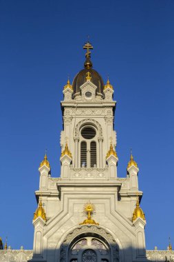 Sveti Stefan Kilisesi (Türkçe: Demir Kilise), Altın Boynuz 'dan Bulgar kilisesi.