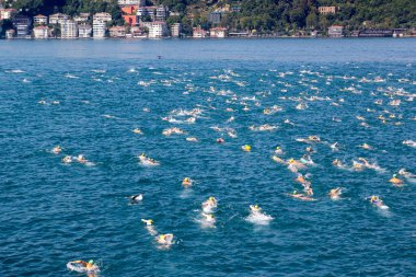 İSTANBUL, TURKEY - 23 Temmuz 2017: İstanbul 'daki Boğaz' da kıtalararası yüzme yarışı sırasında çok sayıda insan yüzüyor