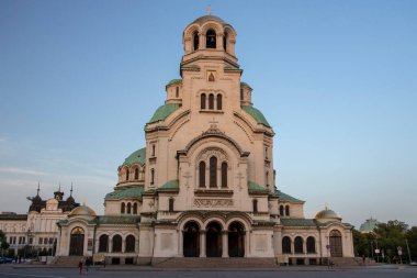 Sofya 'nın merkezinde yer alan Alexander Nevsky Katedrali. Bu bölge, Sofya 'nın en ünlü turistik beldesi ve seyahat için iyi bir yer.