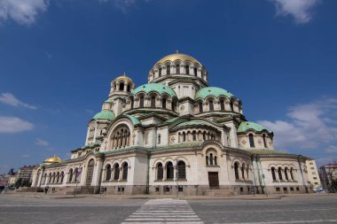 Sofya 'nın merkezinde yer alan Alexander Nevsky Katedrali. Bu bölge, Sofya 'nın en ünlü turistik beldesi ve seyahat için iyi bir yer.