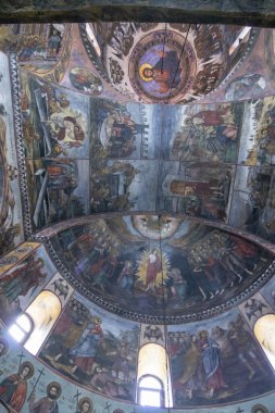 Bachkovo Manastırı Plovdiv, Bulgaristan - 4 Haziran 2019: Bachkovo Manastırı freskleri, Bizans Ortodoks Manastırı 'nın resimleri, İsa' nın dinine ait pek çok renkli figür var..