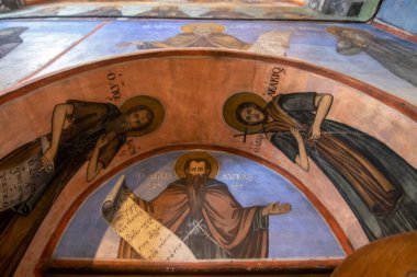 Bachkovo Manastırı Plovdiv, Bulgaristan - 4 Haziran 2019: Bachkovo Manastırı freskleri, Bizans Ortodoks Manastırı 'nın resimleri, İsa' nın dinine ait pek çok renkli figür var..